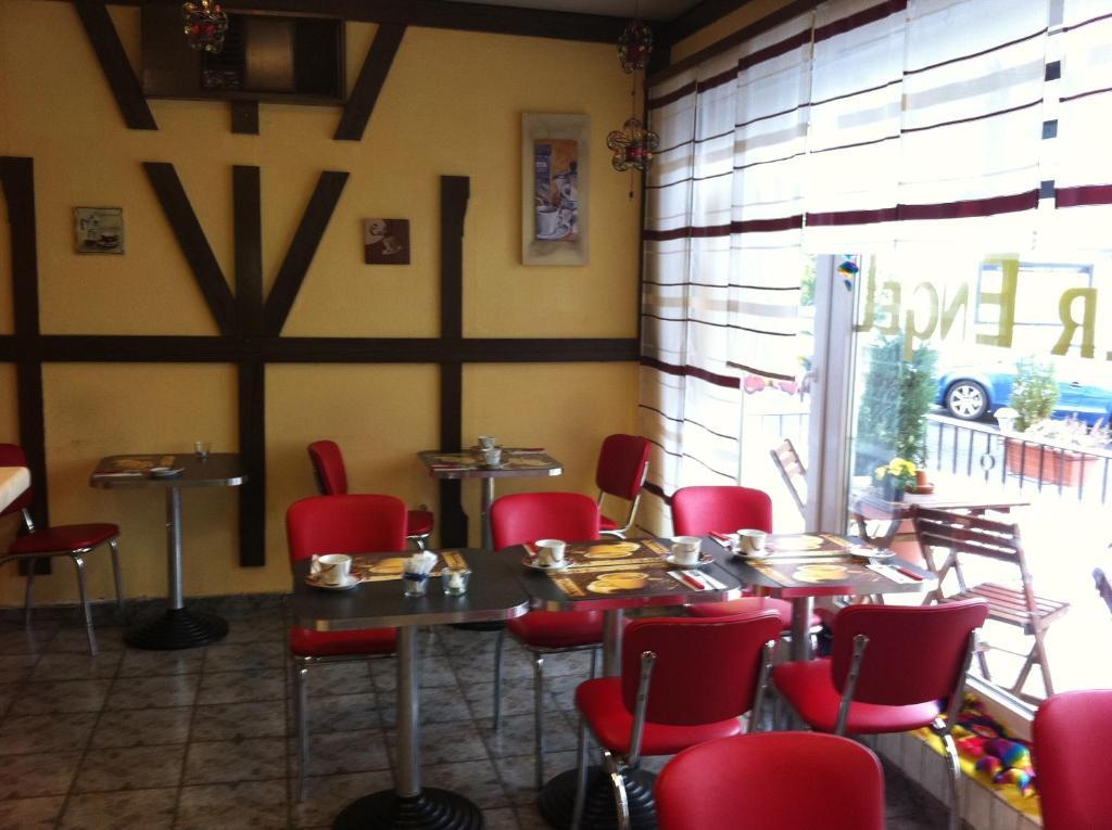Hotel Goldener Engel Waldbronn Extérieur photo